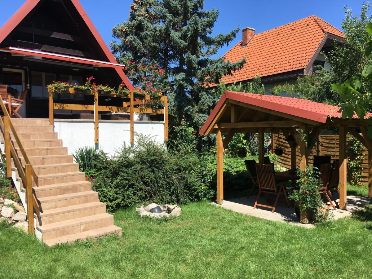 Wooden Apartman Premium Jacuzzival Alsóörs Eksteriør billede