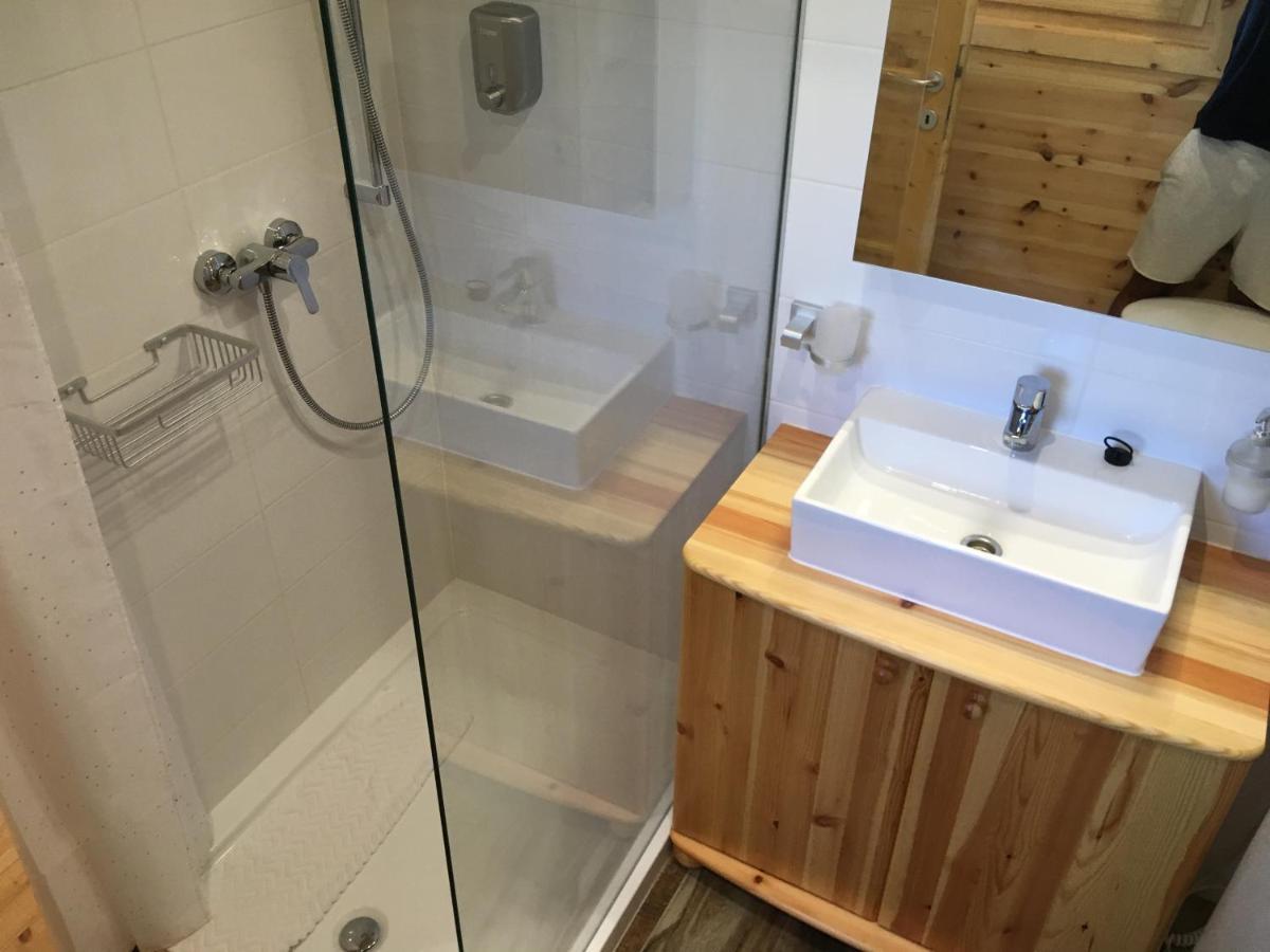 Wooden Apartman Premium Jacuzzival Alsóörs Eksteriør billede