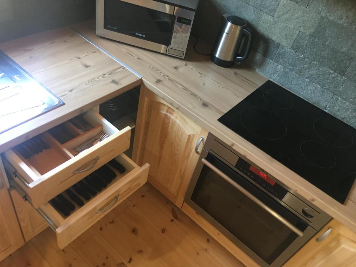 Wooden Apartman Premium Jacuzzival Alsóörs Eksteriør billede