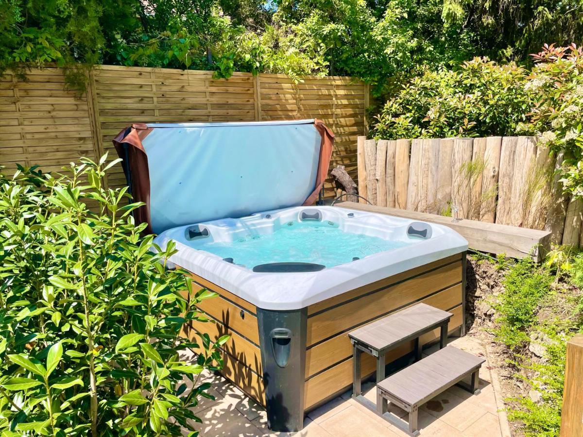 Wooden Apartman Premium Jacuzzival Alsóörs Eksteriør billede